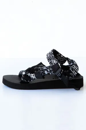 Arizona Love Trekky Black Sandal