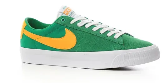 NIKE SB ZOOM BLAZER LOW PRO GT SKATE SHOES - LUCKY GREEN/UNIVERSITY GOLD